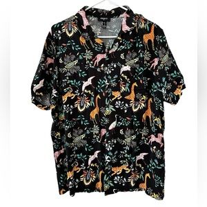 Animal print Hawaiin mens shirt black and colorful size large